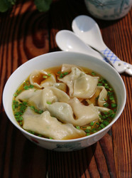 荠菜猪肉大馄饨