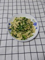 韭菜干豆腐