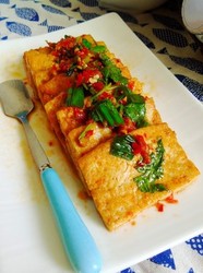 塌辣子煎豆腐