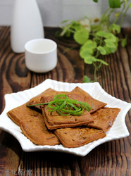 五香卤汁香干