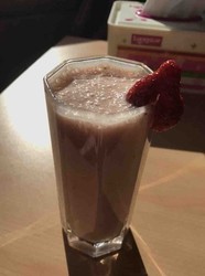 香蕉草莓奶昔