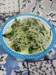 黄豆芽炒韭菜