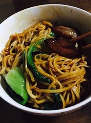 葱油腊肉面