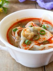 荠菜猪肉馄饨