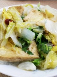 家常白菜烧豆腐