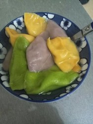 彩色手工饺