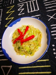 小米辣爆炒圆白菜