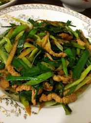 大蒜炒肉