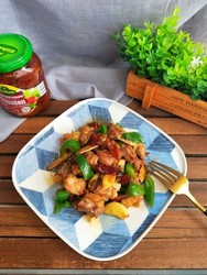 酸辣炒鸡块