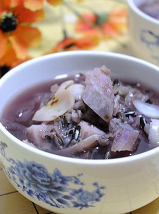 菰米紫薯芋头粥