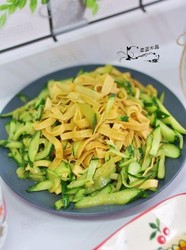 豆腐皮炒黄瓜