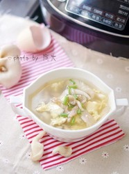 平菇鸡蛋肉丝汤