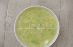 黄瓜鸡蛋疙瘩汤