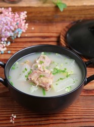 咸肋排冬瓜汤