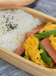 青椒方腿炒蛋