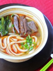 砂锅猪血土豆粉