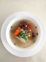 砂锅羊肉炖山药胡萝卜