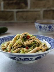 黄瓜拌鸡丝