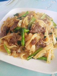 湿炒牛河