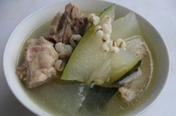 鸭腿冬瓜薏米汤