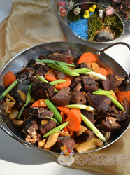 锅仔带皮肉