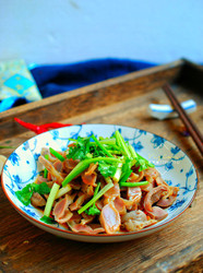 五香卤鸡胗