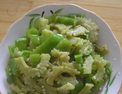 辣椒炒苦瓜