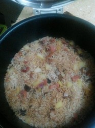土豆香菇培根腊肠焖饭
