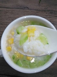 黄瓜玉米粥