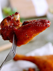 蜜汁黑椒烤鸭腿