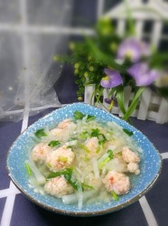 萝卜虾丸汤