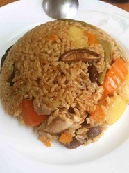 土豆香菇滑鸡焖饭