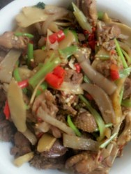 魔芋仔姜鸭肉