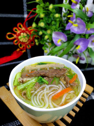土豆粉牛肉汤