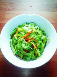 苦瓜炒彩椒