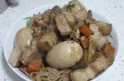 魔芋炖蛋肉