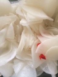 腌酸辣萝卜片