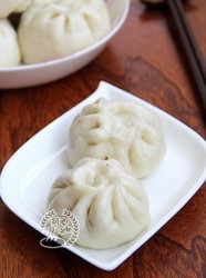 野芹菜猪肉包子