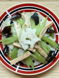 素炒腐竹藕片