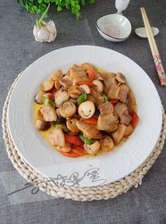 草菇炒肉片