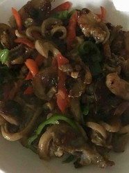 青红椒炒羊脸