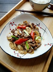 白蘑菇炒牛肉