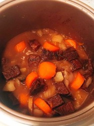 萝卜土豆炖牛肉