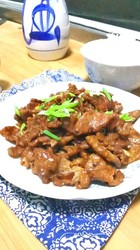 蒜香羊肉片