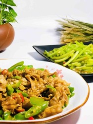 青线椒炒牛肉