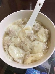 猪肉荠菜馄饨