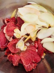 韩式牛肉烤肉煎牛肉