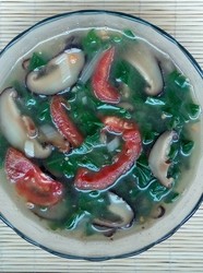 香菇油菜叶汤