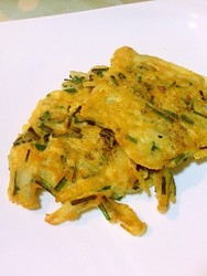 鸡蛋韭菜土豆饼