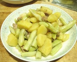 土豆炖芸豆